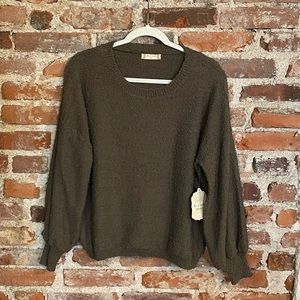 Altar’d State Camila Sweater NWT Size M/L in Olive